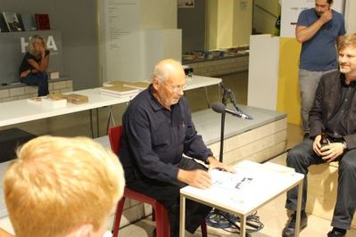 A house is not a house is not a house 29.07.2015