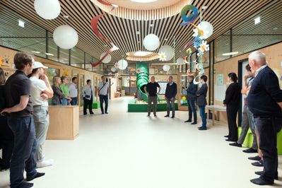 24.05.2024, Exkursion Kommunalbauten aus Holz_proHolz