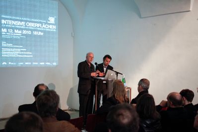 Eröffnung  Intensive Oberflächen