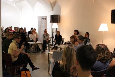 Start-up: Einsam, Zweisam, Dreisam, ...: 25.05.2016