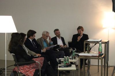 TOUCH DOWN: Wie Flughäfen unsere Städte prägen, 04.03.2016