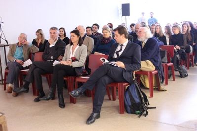 TOUCH DOWN: Wie Flughäfen unsere Städte prägen, 04.03.2016