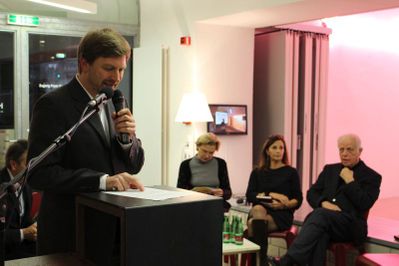 »Selbst in der Sparsamkeit ist Schönheit möglich« FRANZ RIEPL: ÜBER ARCHITEKTUR, 16.12.2015