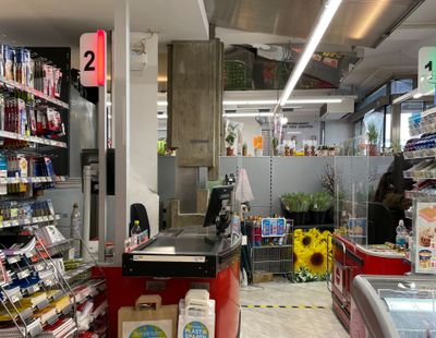 ehemalige Z-Sparkasse am Dietrichsteinplatz