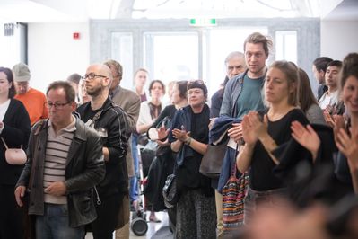 Ausstellungseröffnung "we are here! 3 Versuche"