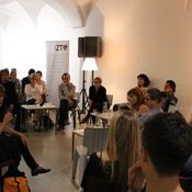 Start-up: Einsam, Zweisam, Dreisam, ...: 25.05.2016