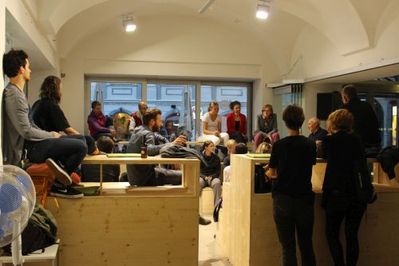 A house is not a house is not a house 29.07.2015