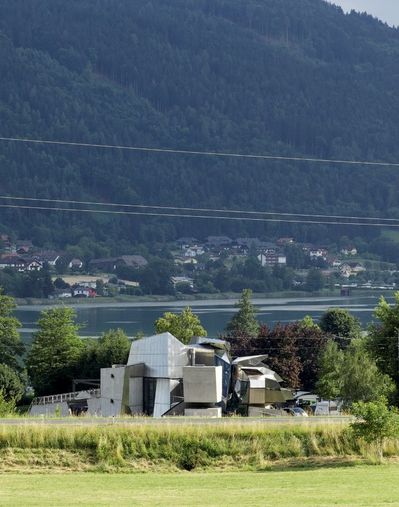 Günther Domenig: Steinhaus