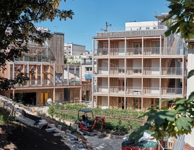 THE RAILWAY FARM, Paris (FR), 2019 /  Grand Huit Scop d'architecture, Paris
