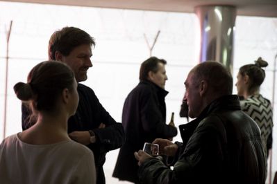 Michael Hirschbichler: JENSEITS DER KÜSTE UTOPIAS, 02.12.2015