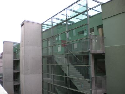 Wohn- und Bürohaus am Schwimmschulkai / INNOCAD