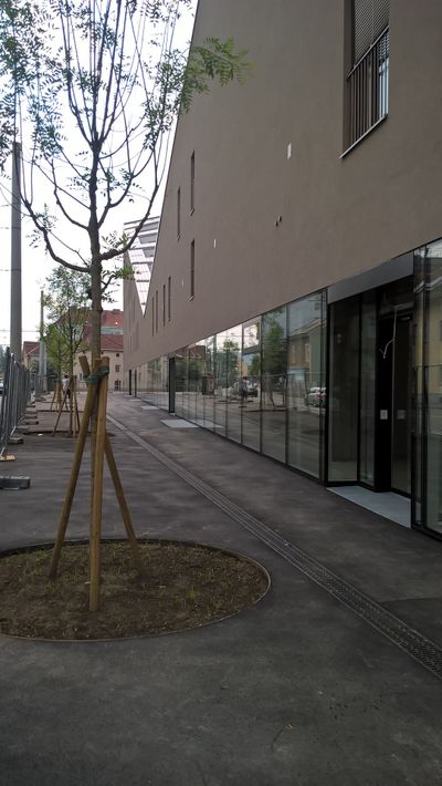 Häuser schaun PLUS: PENTAPLAN, Wohn- und Geschäftshaus Eggenberge: 25.06.2016