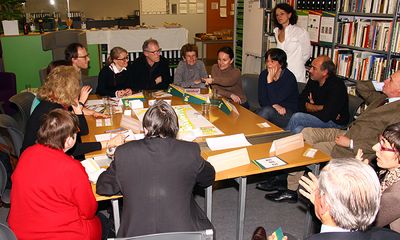 ...und schließlich findet man sich erneut zur Bauverhandlung ein...